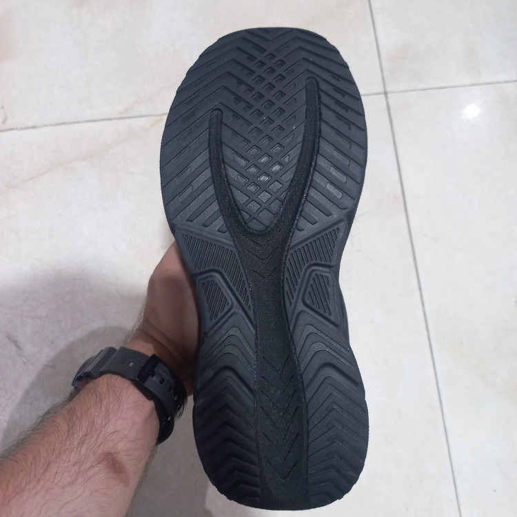 کفش طبی و رانینگ ویگوراVIGORA HUITENG